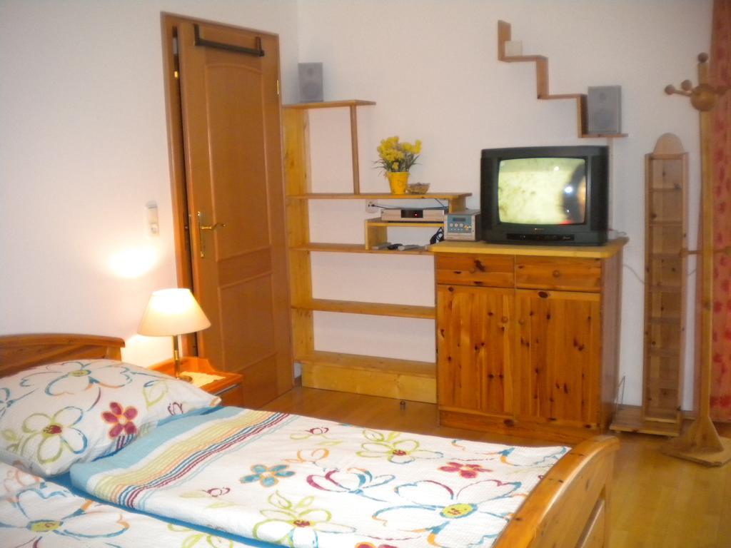 Ferienwohnung Anna Zechner Flattach Ruang foto